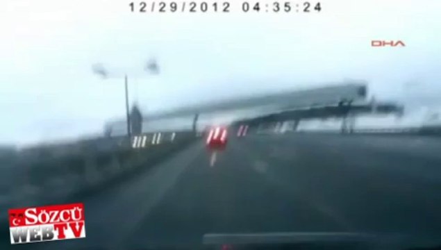 Uçağın düşme anı kameralarda