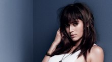 Offended or Flattered, with Lizzy Caplan