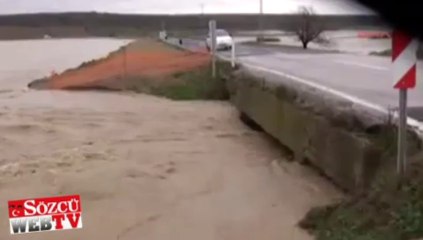 Çene Deresi tarlaları yuttu