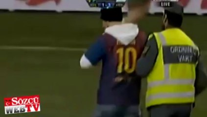 Messi’yi öptüler!