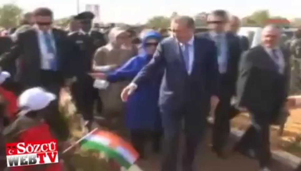 Başbakan’a deve hediye ettiler