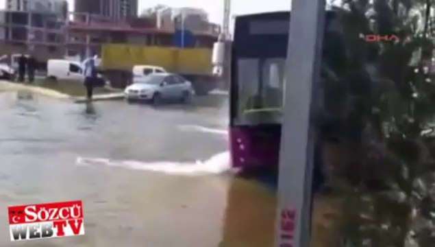 Belediye otobüsünün içinde boğuluyorlardı