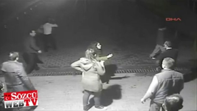 Polise tekme tokat saldırdı