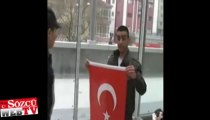 Türk Bayrağı açmak suç mu?