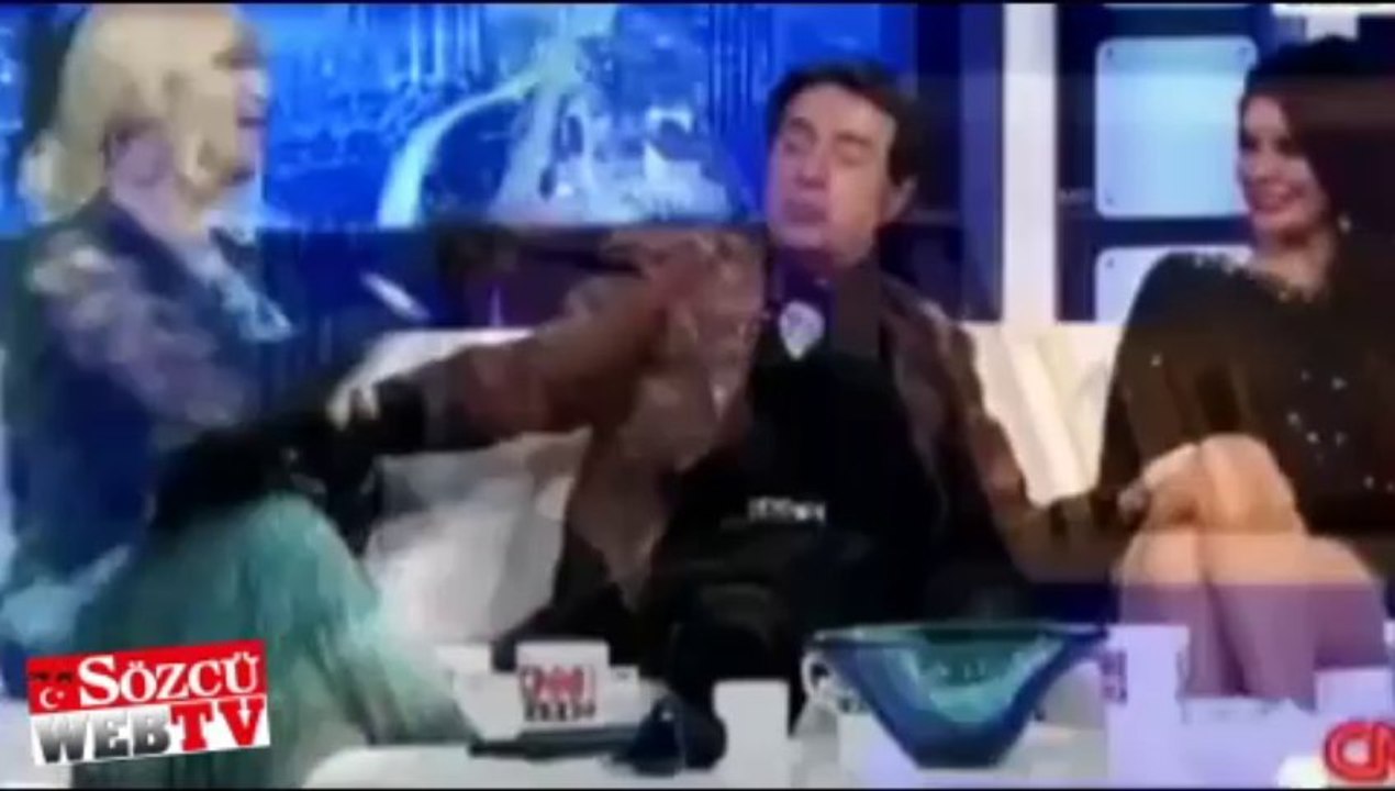 Bir eli yağda bir eli balda!