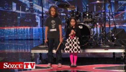 6 yaşında death metal söylüyor