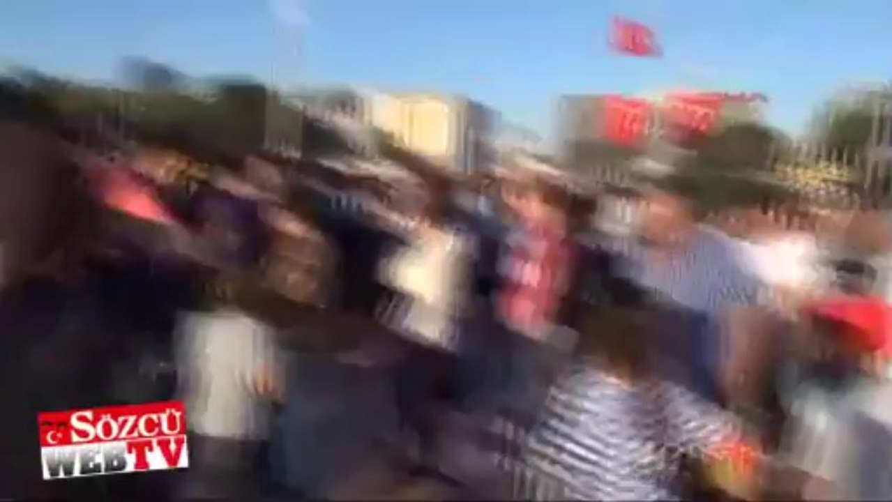 Taksim’de zincirli eylem!