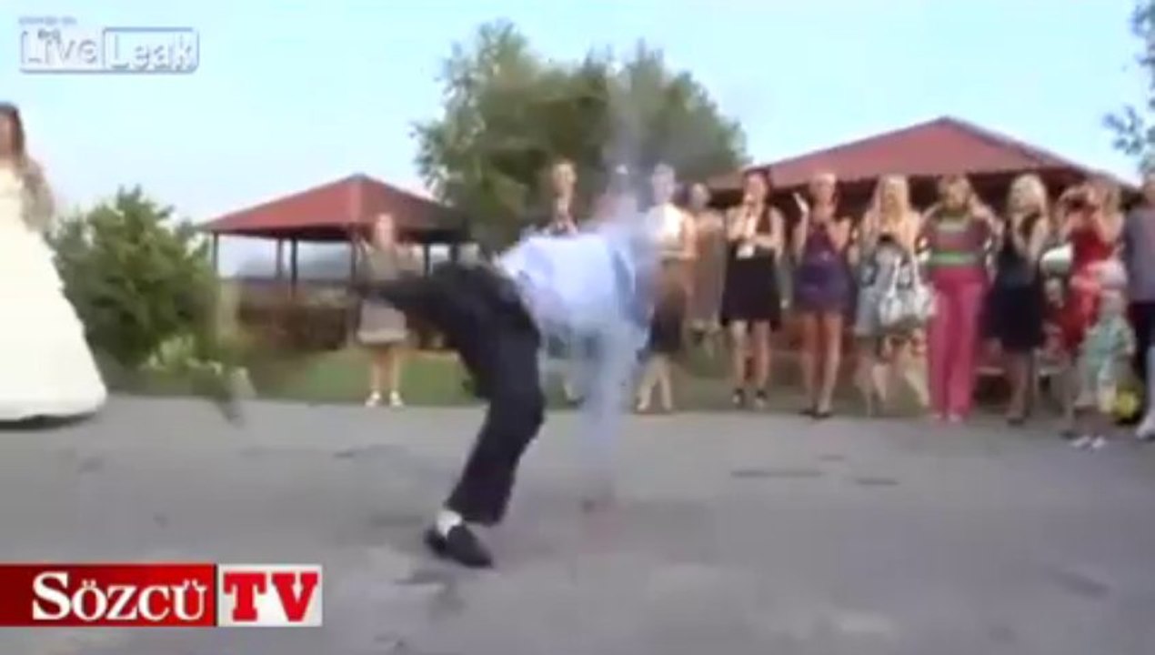 Görülmemiş düğün dansı