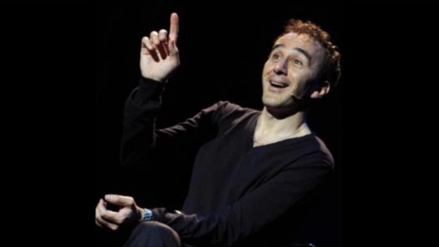 Elie Semoun regarde trop de vidéos d'Alain Soral (Hanouna, 25/09/13)