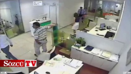 Bankada dehşet anları kamerada!