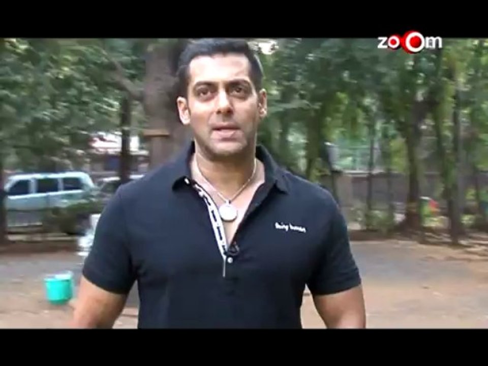 Which Bollywood actor do you think has the biggest fan base? | Twitter Response #BTonite