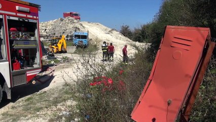 Fragneto Monteforte (BN) - Brucia il sito di ecoballe (26.09.13)