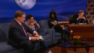 Slash - Conan O' Brien interview (26/09/2013)