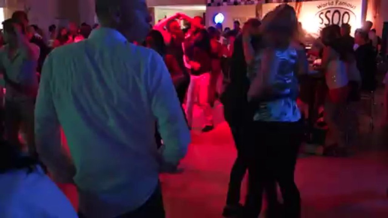 Adriana y Steve social dance @ Salsa Dura Houston 9.8.13