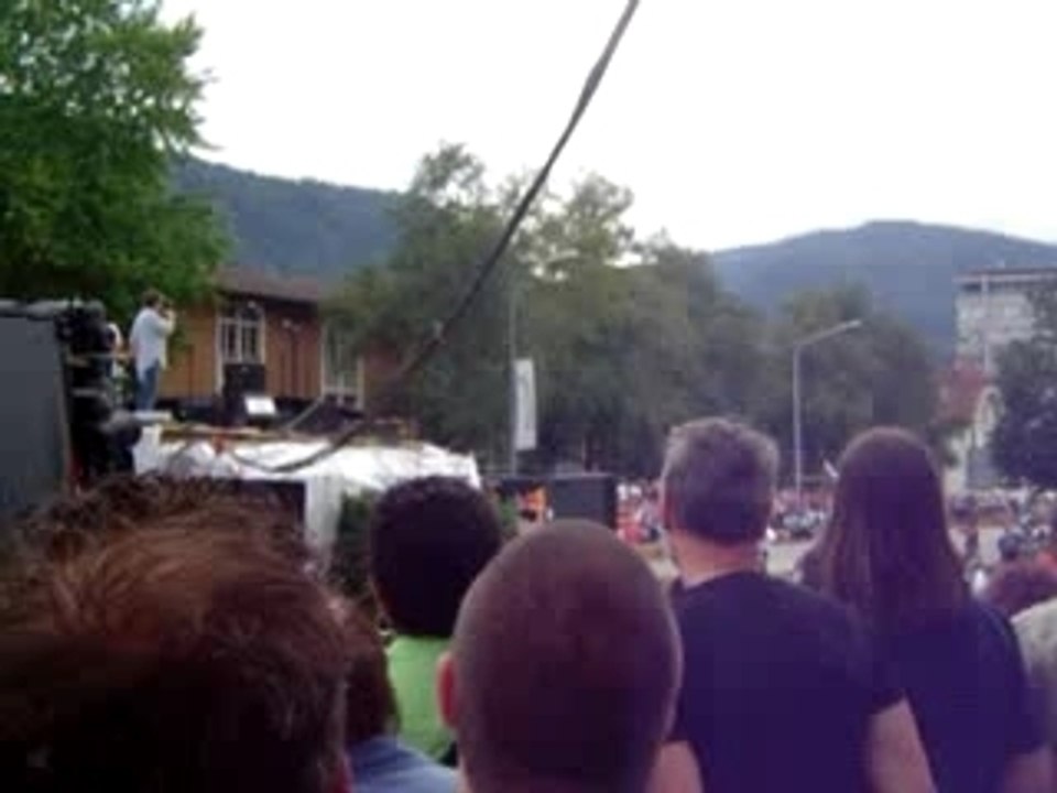 Superman double seat grab