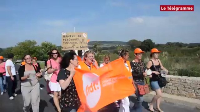 Plogonnec. Manifestation à la maison de retraite