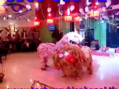 Cho thuê múa lân khai trương LH 0968 168 724