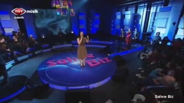 03 serpil sarı bugün benim efkarım var zarım var 07.02.2013 sahne biz