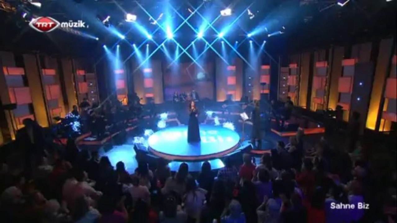 01 serpil sarı garip bir kuştu gönlüm 25.04.2013 sahne biz