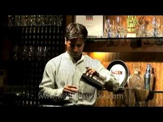 Turquoise Cottage : A heaven for lovers of cheap beer and rock music