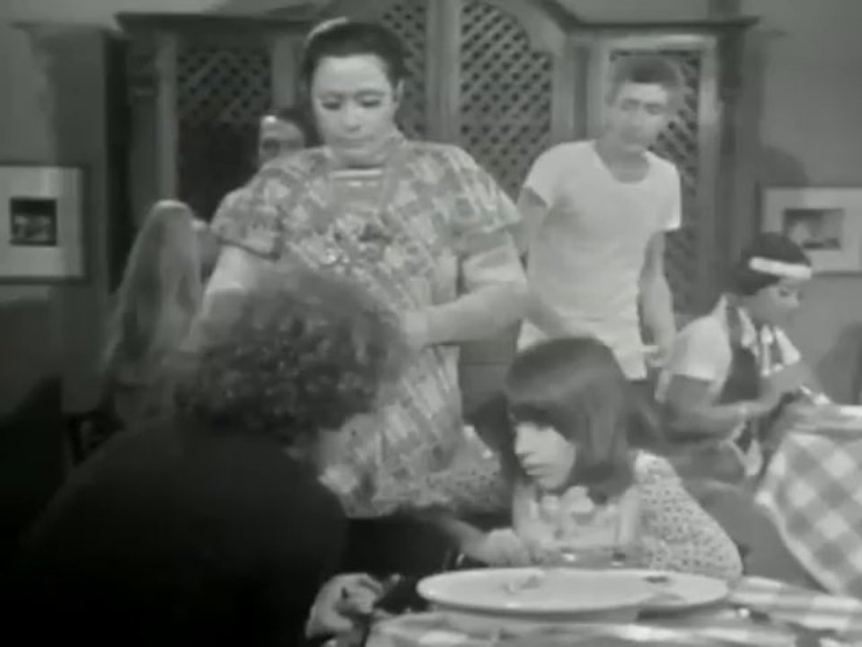 Selva de Pedra  - Fatinha conversa com Miro sobre a vida amorosa da mãe