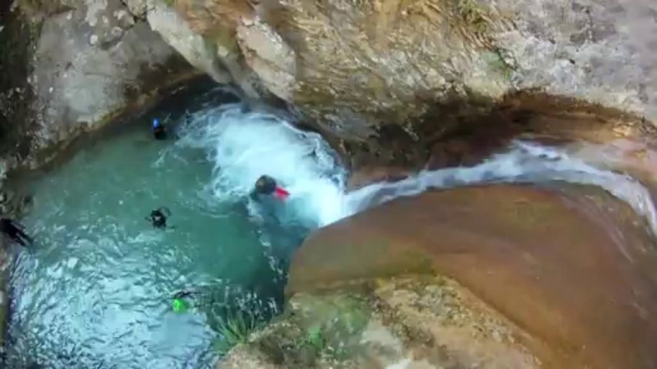 Vidéo Canyon de la Maglia 2013 Too Much Fun avec Juju Brotha aka Tiroir à Saucisses, Hervé dit l'Ablette, Mister Rêve enchanté, Stella the Rock et Skyfast crazy rillette...