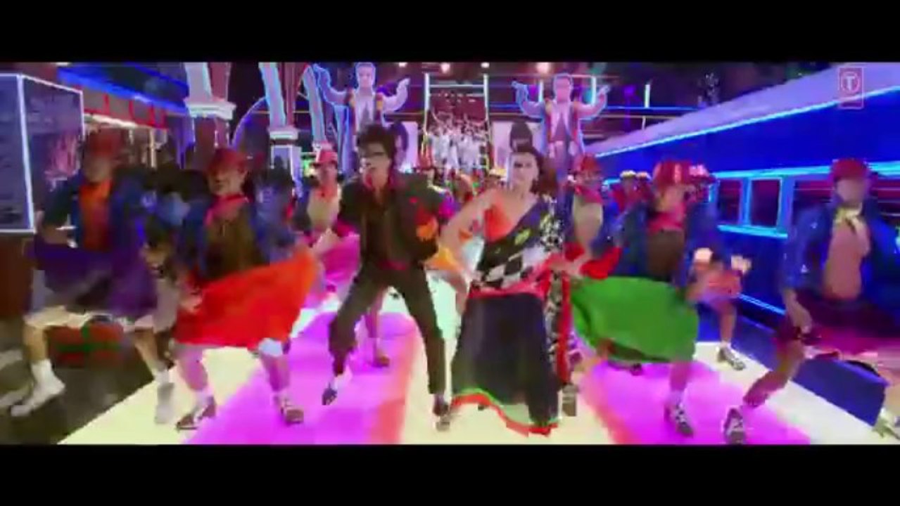 _Lungi Dance Chennai Express_ New Video Feat. Honey Singh, Shahrukh Khan, Deepika
