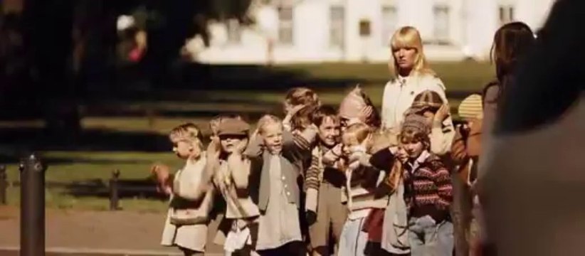 Деца, запушете си ушите.