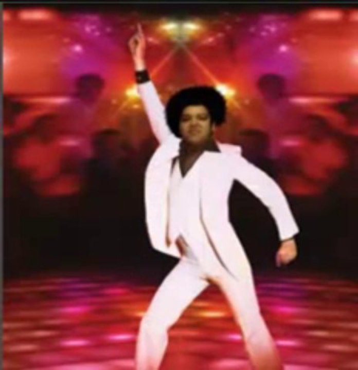 Ah ah ah ah Stayin' Alive, morô  - YouTube