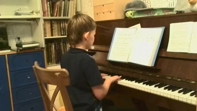 Huawei Ascend P6, тест фронтальной камеры - Зайцы