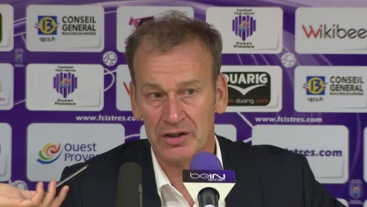 Conférence de presse FC Istres - ESTAC Troyes (0-2) : José  PASQUALETTI (FCIOP) - Jean-Marc FURLAN (ESTAC) - 2013/2014