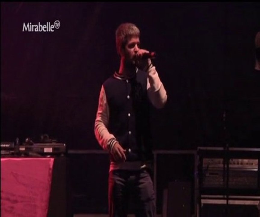 Grégoire en Direct Live place de la République à  Metz 13 sept 2013