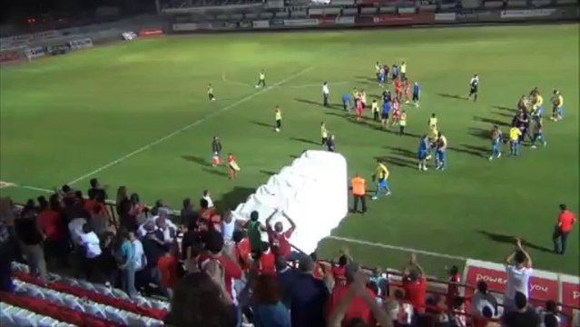 Νέα Σαλαμίνα-ΑΠΟΕΛ-χειροκρότημα σε Σαλαμίνα