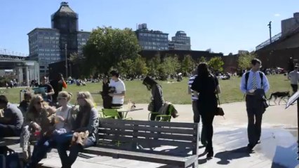 Entre le pont de Manhattan et de Brooklyn