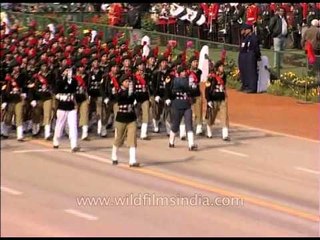 March past by the senior school boys and girls on Republic Day