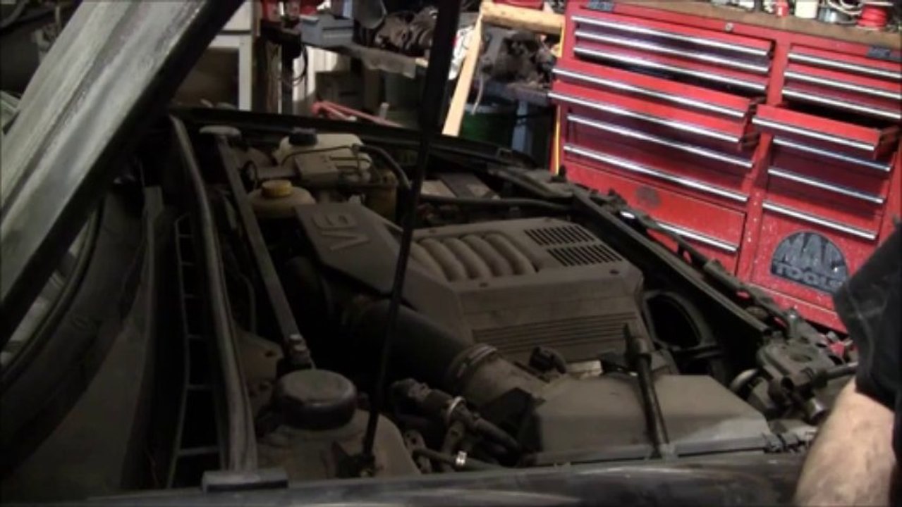 Replacing Front Shocks On A Audi 90 Quattro