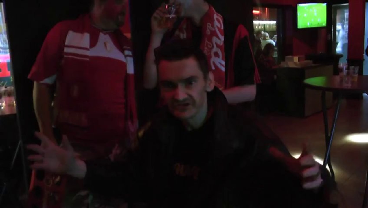 au café avec des fans du standard