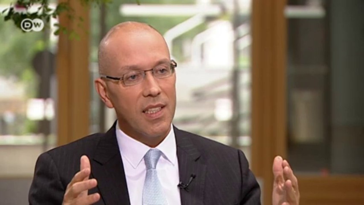 Eurokrise: Neue Finanzstruktur für Europa? | Journal Interview