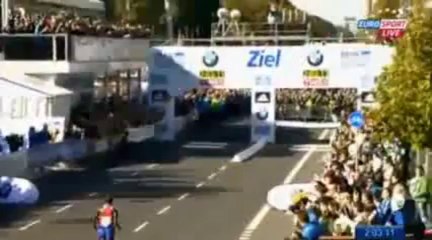 Wilson Kipsang 2-03-23 Marathon World Record 2013