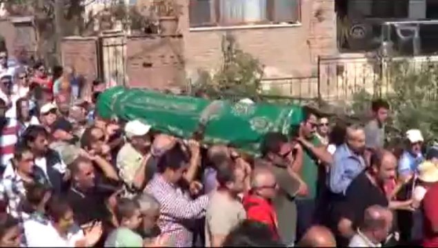 Tuncel Kurtiz son yolculuğuna uğurlandı