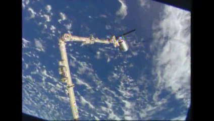 Timelapse of Cygnus Arrival, Capture & Berthing to ISS