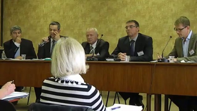 POUBELLES : QUELLE COULEUR POUR LES BACS ?