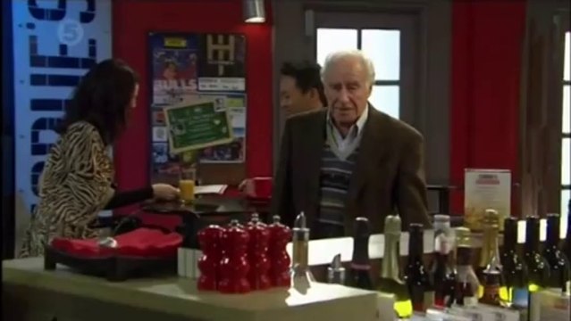 Neighbours - Jack Lassiter arrives back in Erinsborough and meets Sheila - ep 6717