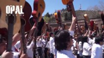 CHILE: MIL GUITARRAS EN HOMENAJE A VICTOR JARA