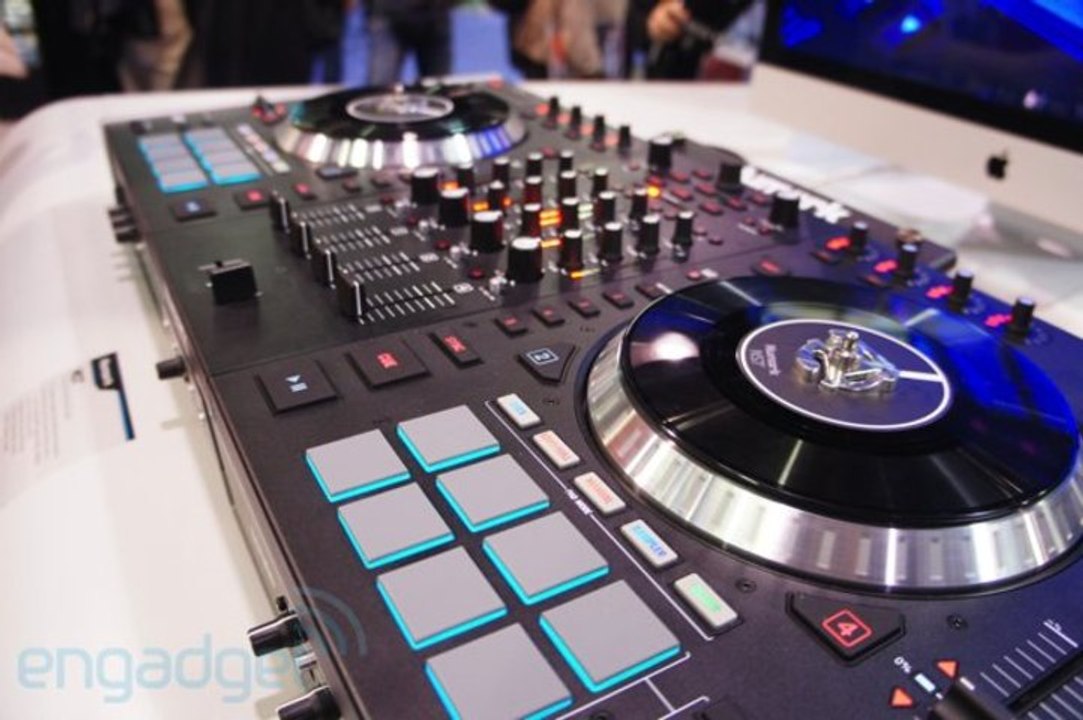Numark NSII The Best DJ Controller Ever Built. Period.