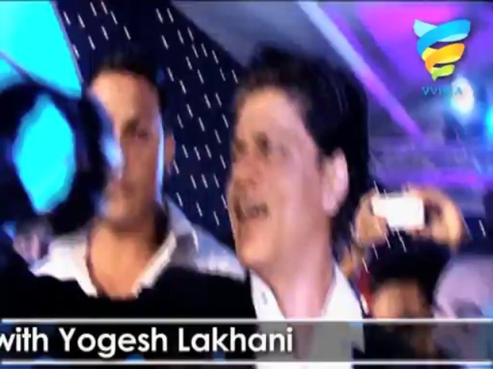 SRK, Akshay Kumar attend Birthday Bash