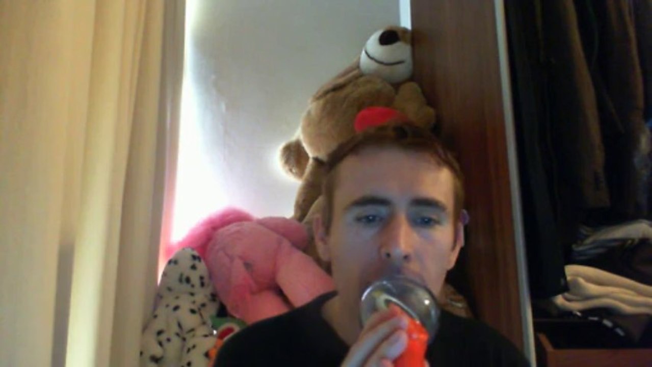 Wiwi égratigne "mes passagères" de Christophe