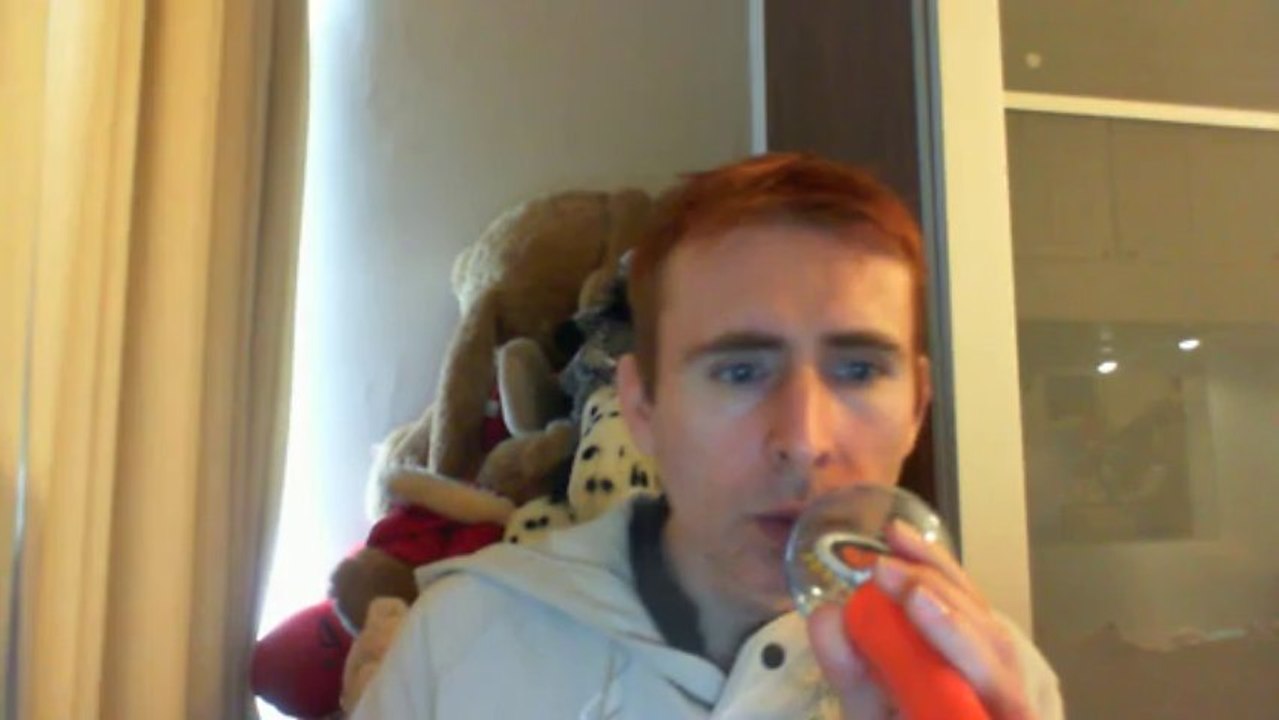 Wiwi égratigne "mon coeur qui penche" de Tom Poisson & Sanseverino