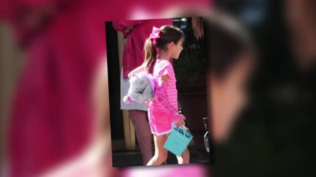 Katie Holmes Treats Suri Cruise to a Shopping Trip at Tiffany's
