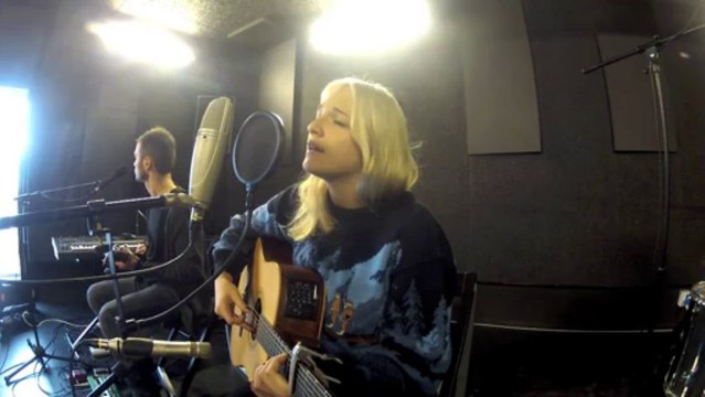 BLACK CHERRY CIRKUS - Winter Lullaby